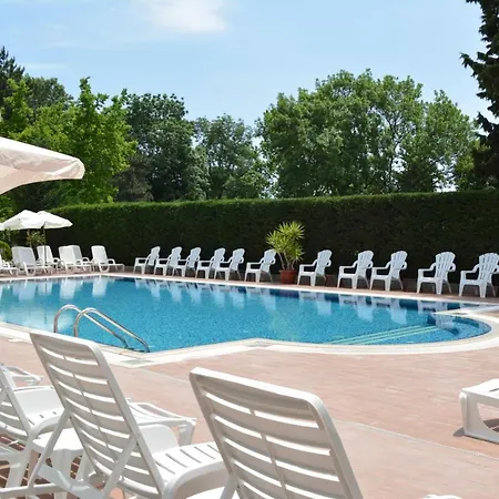 Incognito Apart-hotel 2*