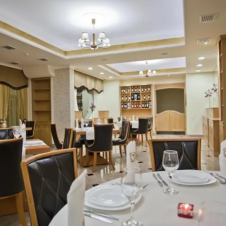 Incognito Aparthotel